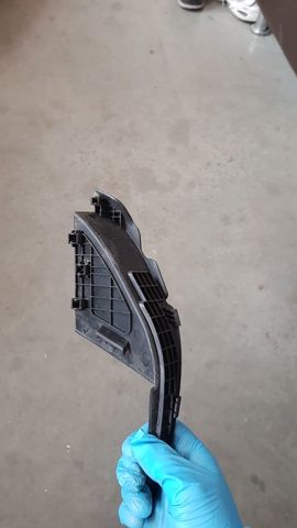 Заглушка жабо збоку 86153G5000 HYUNDAI