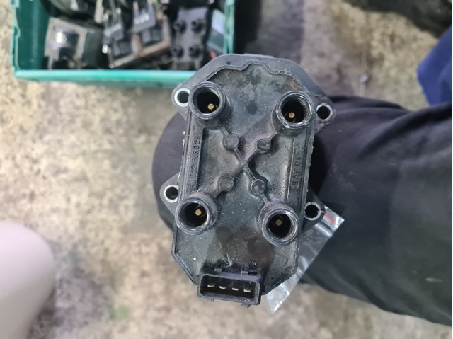Котушка запалювання 0221503025 BOSCH