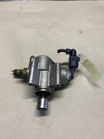 Насос паливний високого тиску 03C127025R VAG