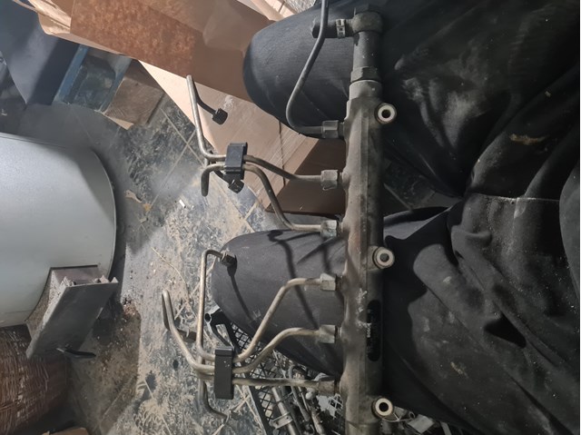 Розподільник палива 0445215010 VOLVO