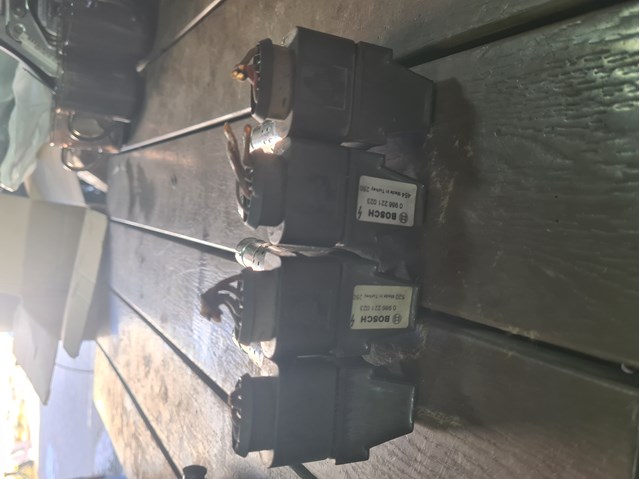 Котушка запалювання 0986221023 BOSCH