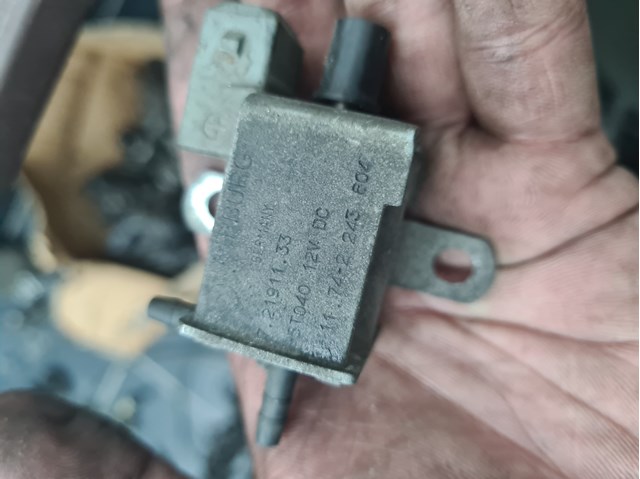 Перетворювач тиску (соленоїд) наддуву / EGR 11742243804 BMW