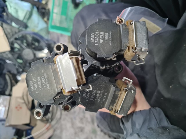 Котушка запалювання 1748017 BMW