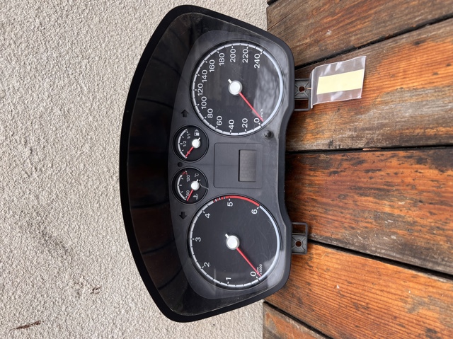 4M5T10849 Ford