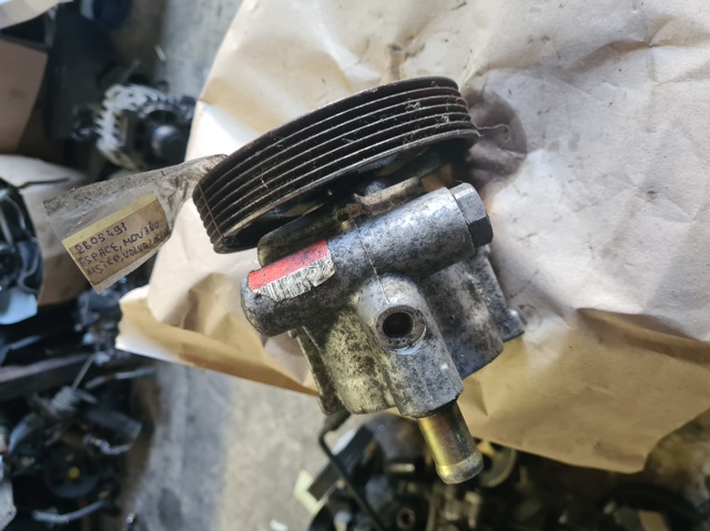 Насос ГУР (підсилювача керма) 8200071050 RENAULT