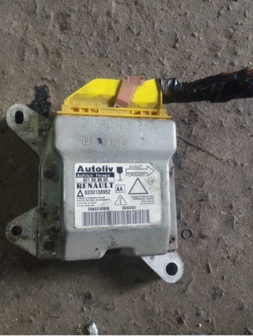Блок управління airbag 8200138952 RENAULT