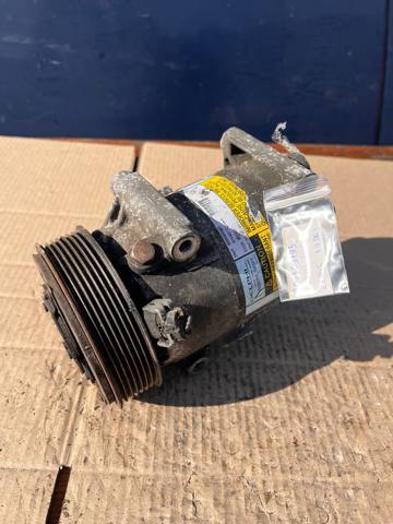 Компресор кондиціонера 8200309193 RENAULT