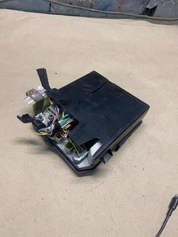Коробка запобіжників 8200481866J RENAULT