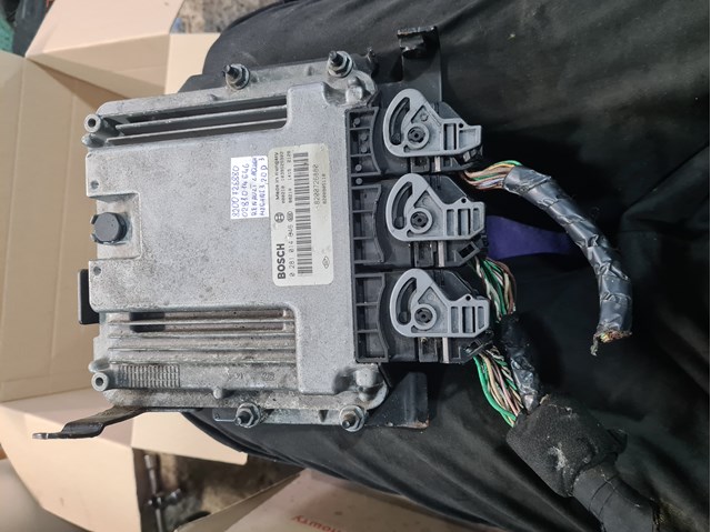 Блок електронного управління 8200726880 RENAULT
