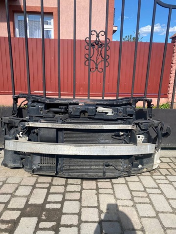 Рамка передньої панелі 8Z0805594B VAG