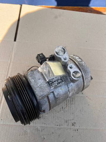 Компресор кондиціонера 926004JA1A NISSAN