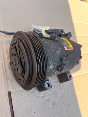 Компресор кліматичної установки 926009F510 NISSAN