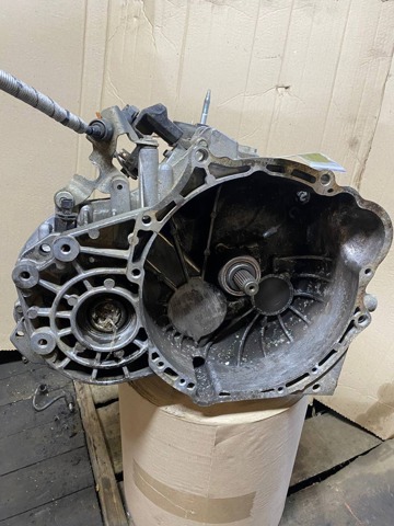 Коробка механіка в зборі 96420073 OPEL