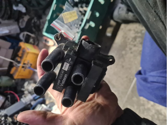 Котушка запалювання A988F12029AD FORD
