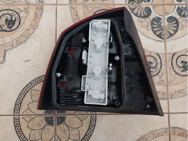 Ліхтар задній правий 1Z5945112B VAG