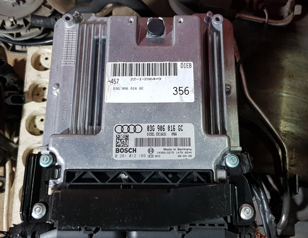 Модуль управління двигуном 03G906016GC VAG