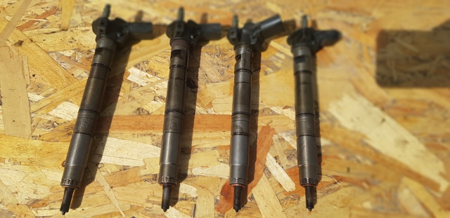 Форсунка інжектора 0445116030 BOSCH