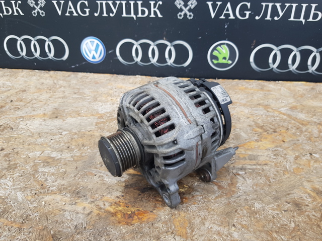 Генератор автомобільний 06F903023F VAG