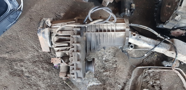 Коробка роздавальна Volkswagen Touareg III