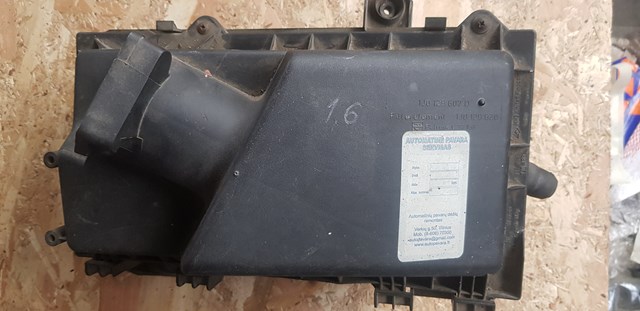 Корпус повітряного фільтра 1J0129607D VAG