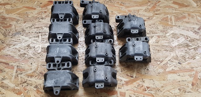 Ліва опора двигуна Шкода Октавія TOUR 1 A4