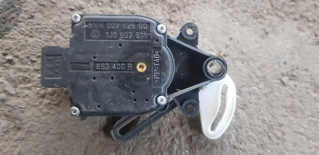 Двигун заслінки рециркуляції повітря 1J0907511 VAG