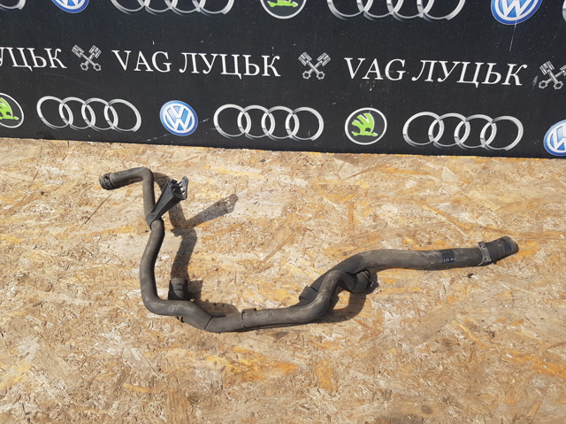Шланг розширювального бачка, нижній 1K0122109CF VAG