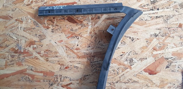 Напрямна заднього бампера, ліва 3B9807393 VAG
