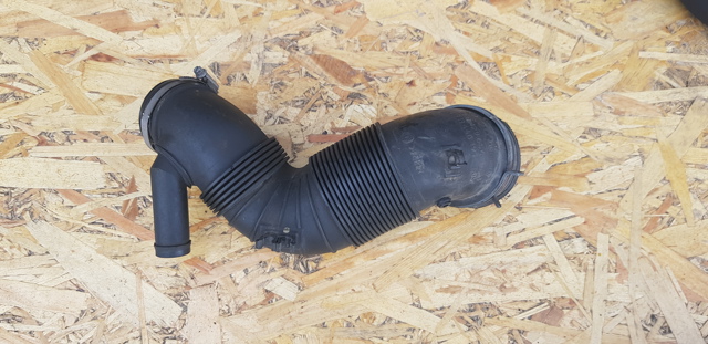 Повітряний патрубок витратоміра 3C0129654 VAG