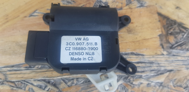 Двигун заслінки печі 3C0907511B VAG