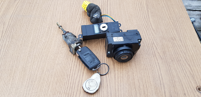 Замок запалювання 3D0905865E VAG