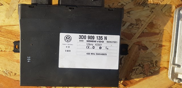 Блок управління центральним замком 3D0909135N VAG