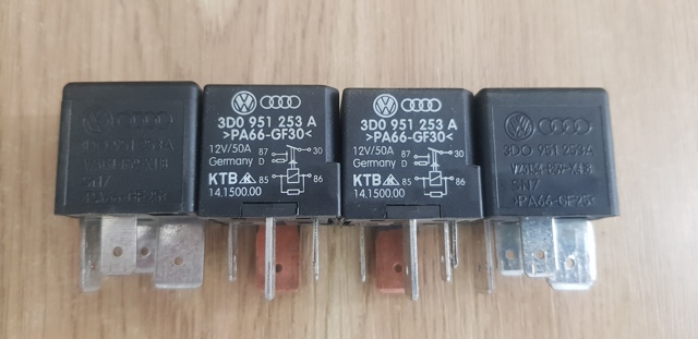 Реле покажчиків поворотів 3D0951253A VAG