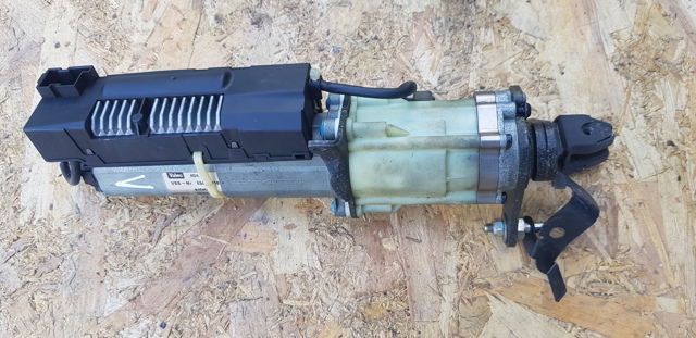 Мотор-привід відкр/закр. замка багажника/двері 3/5-ї 4L0827851A VAG