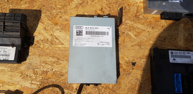 Модуль керування камерою 4L0910441 VAG