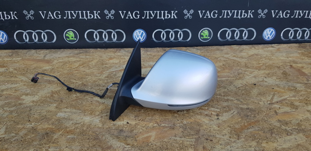 Ліве бічне дзеркало 4L1857409L VAG
