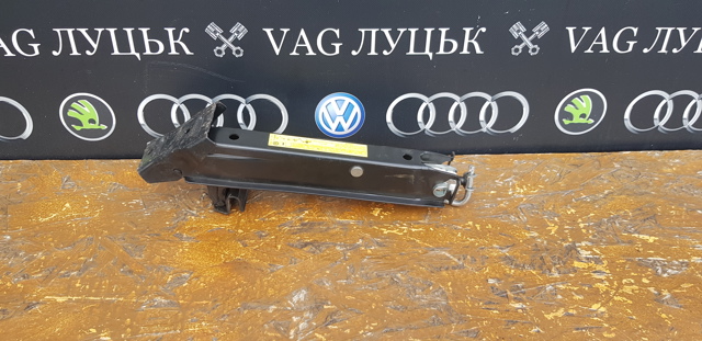 Домкрати 5N0011031 VAG