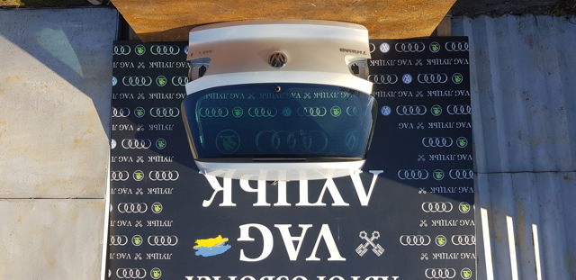 Задня ляда 5N0827025G VAG