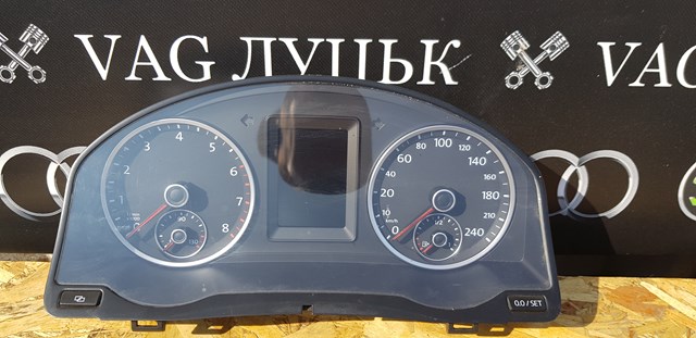Щиток приладів (комбінація) 5N0920872 VAG
