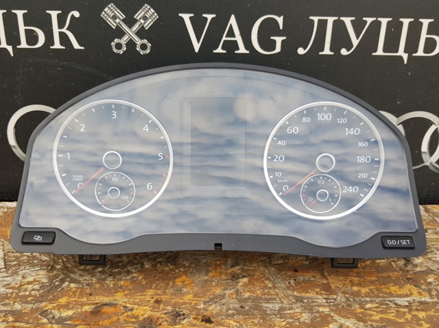 Щиток приладів 5N0920872A VAG