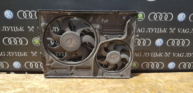 Кожух вентилятора 7L0121207D VAG