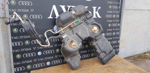Бензобак 7L0201085A VAG