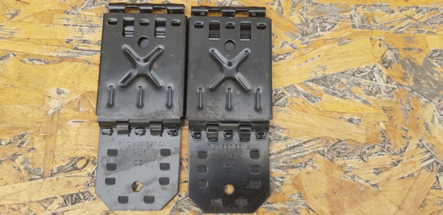 Противідкатні пристрої (башмак) 7L0860321A VAG
