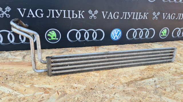 Радіатор ГП 7L6422885E VAG