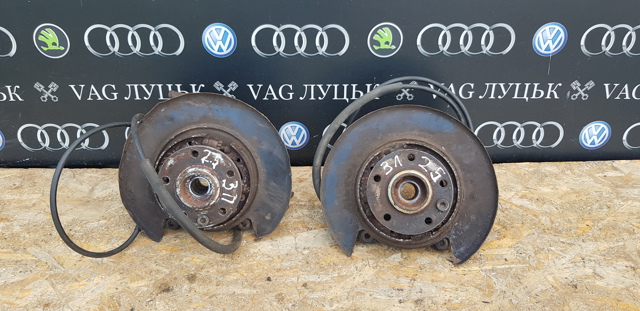 Цапфа поворотного кулака 7L6505435A VAG