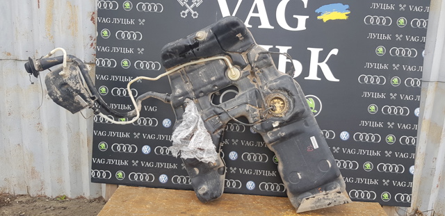 Бак паливний додатковий 7L8201085B VAG