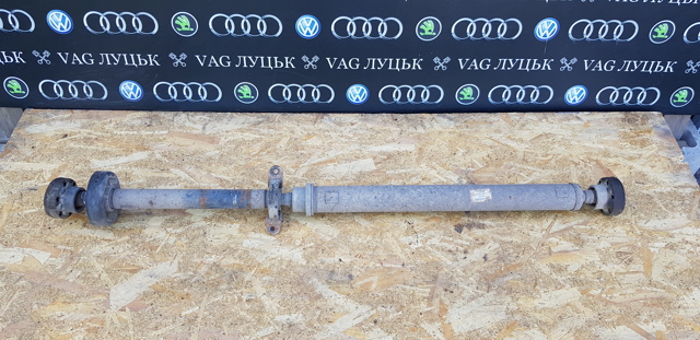 Вал карданний основний заднього моста 7L8521102C VAG