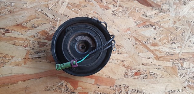 Компресор кондиціонера 8D0260805B VAG