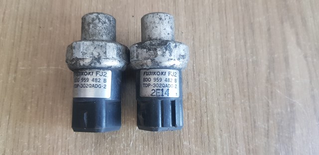 Датчик тиску кондиціонера 8D0959482B VAG