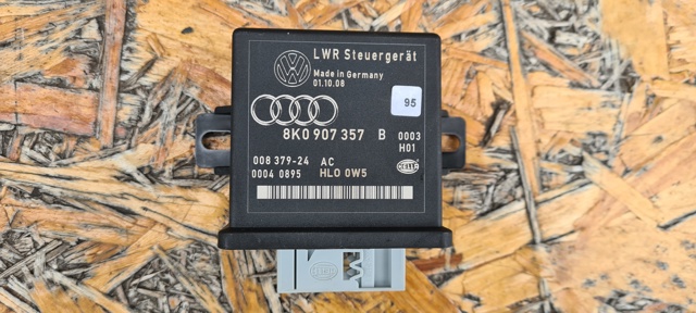 Кнопка коректора фар 8K0907357B VAG